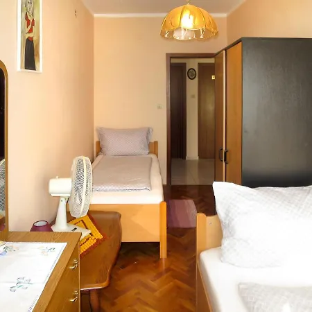 Stjepan - Srd410 By Interhome Apartmán Maslenica